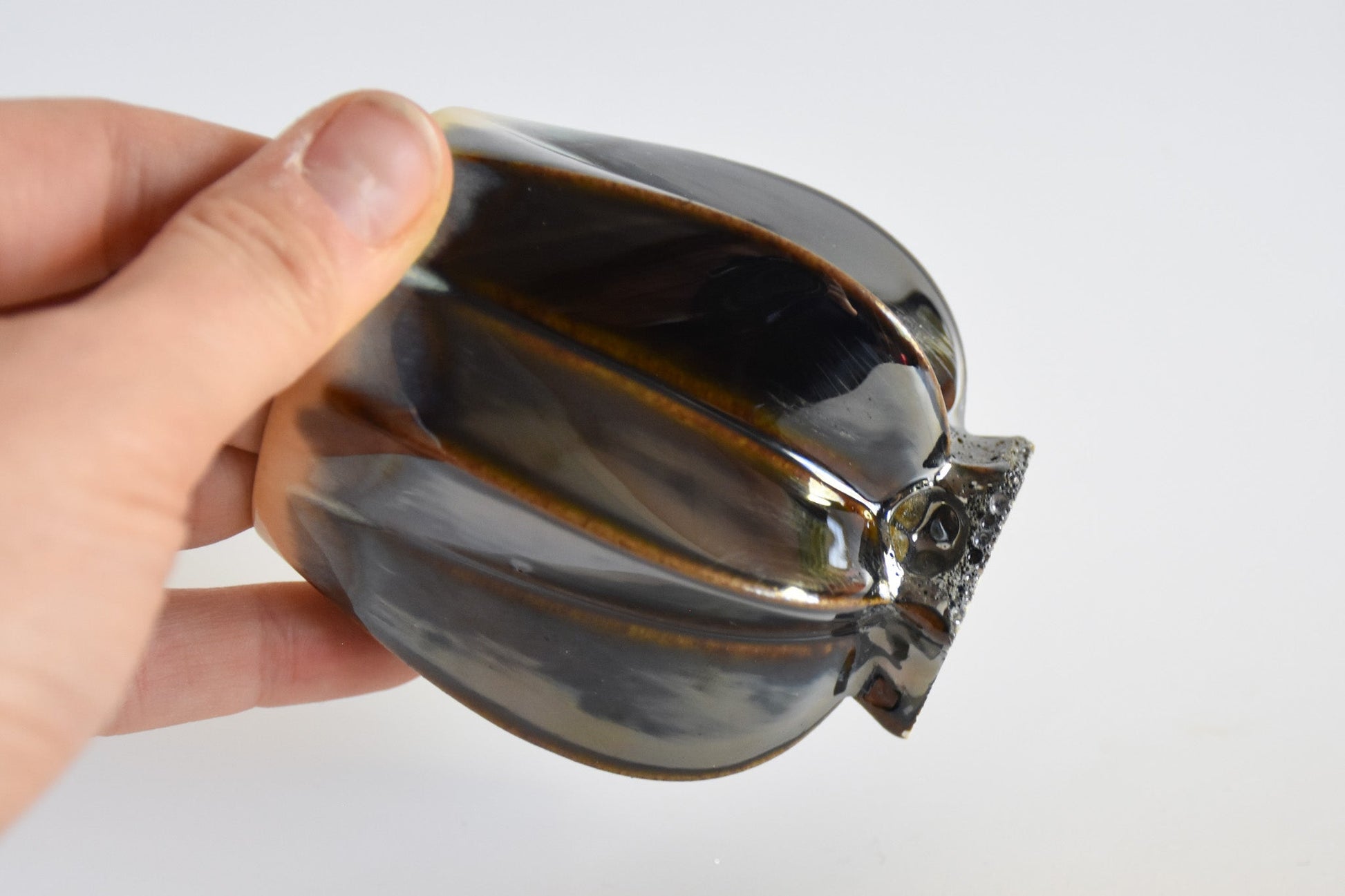 Handmade ceramic titled '' – modern Judaica by Feldi Studios