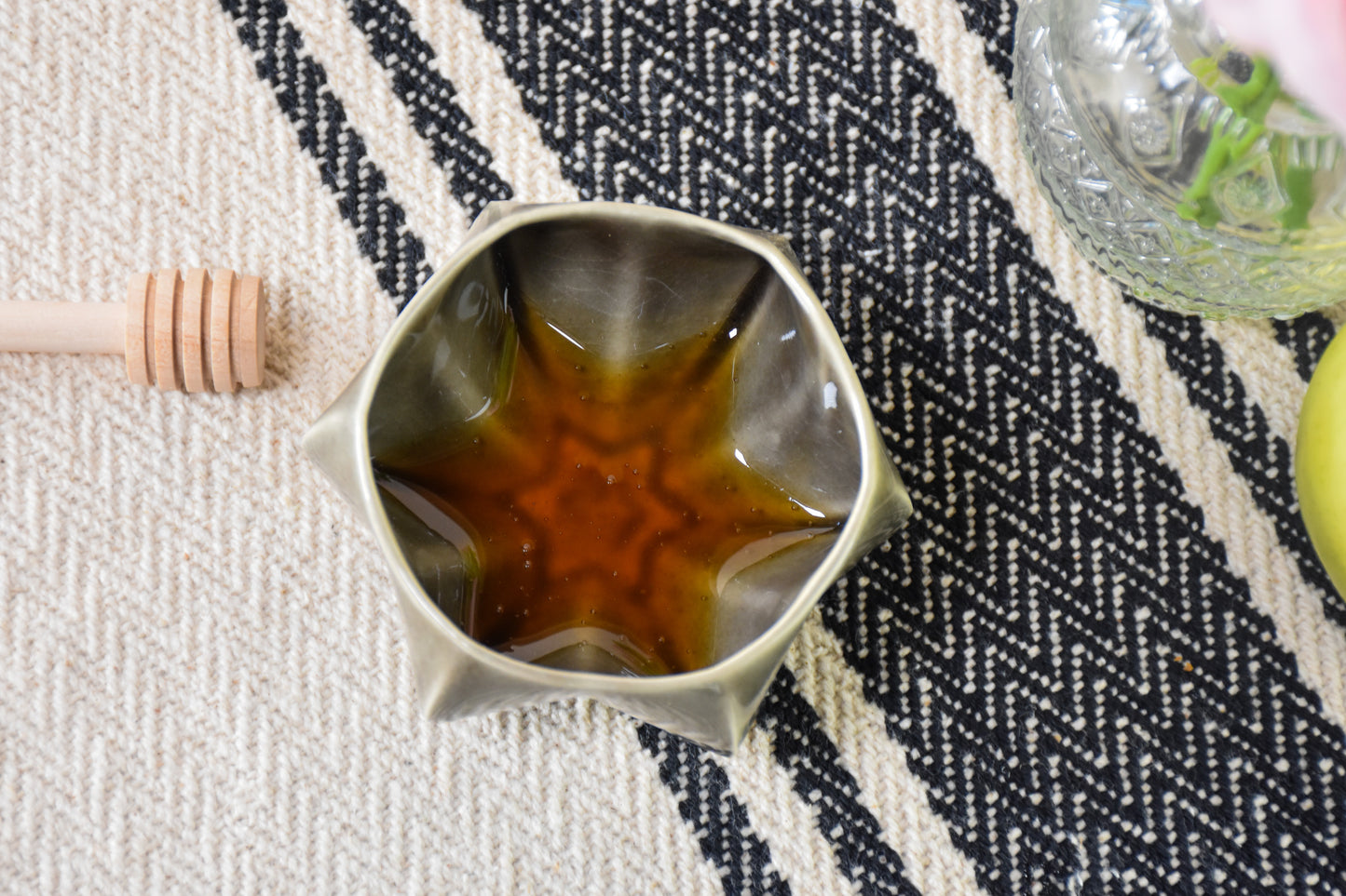 Rosh Hashanah Pom Honey Pot - Fog