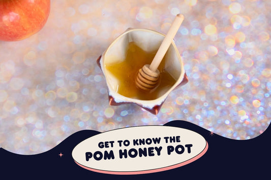 Modern Rosh Hashanah Honey Pot Design: The Star of David Hidden in the Honey