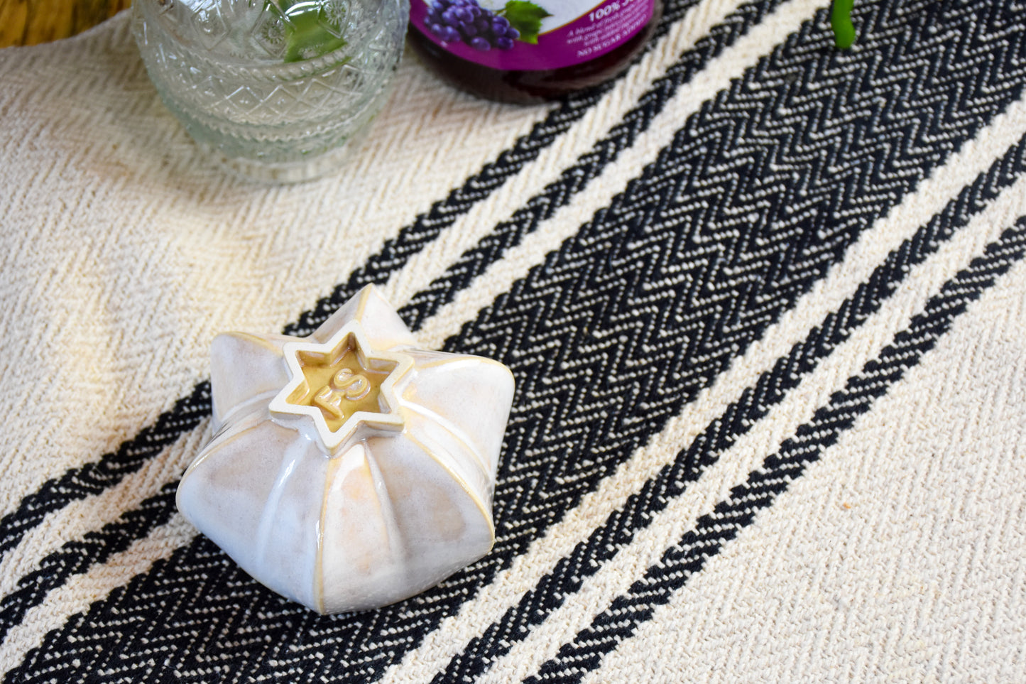Rosh Hashanah Pom Honey Pot - Cream