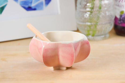 Pom Honey Pot – handmade ceramic Rosh Hashanah honey dish with blush glaze