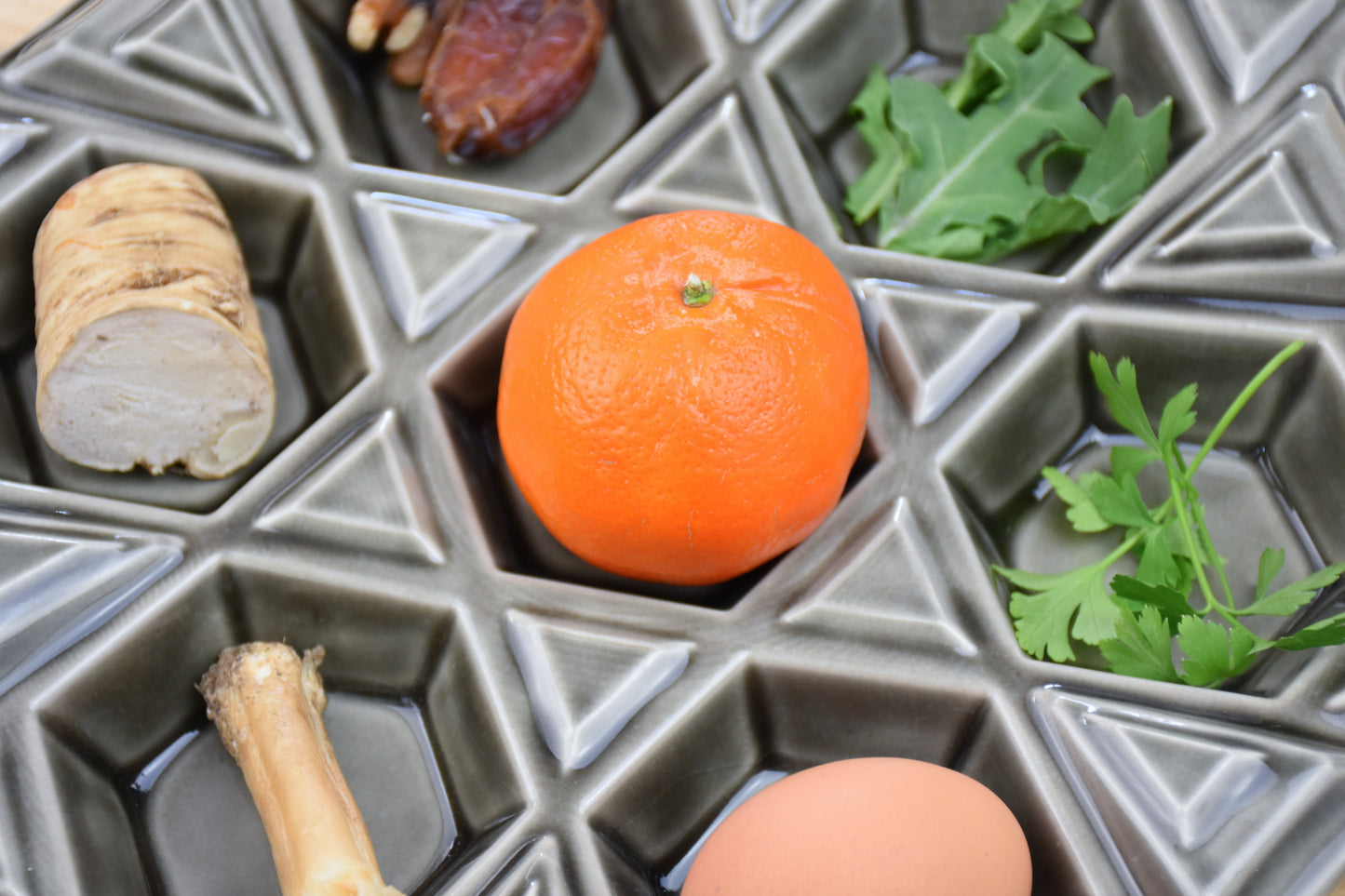 Passover Seder Plate - Fog