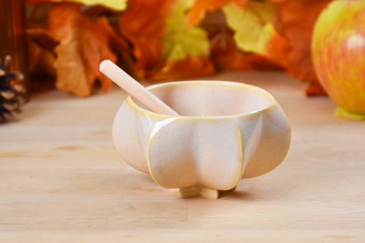 Pom Honey Pot – handmade ceramic Rosh Hashanah honey dish in gold glaze